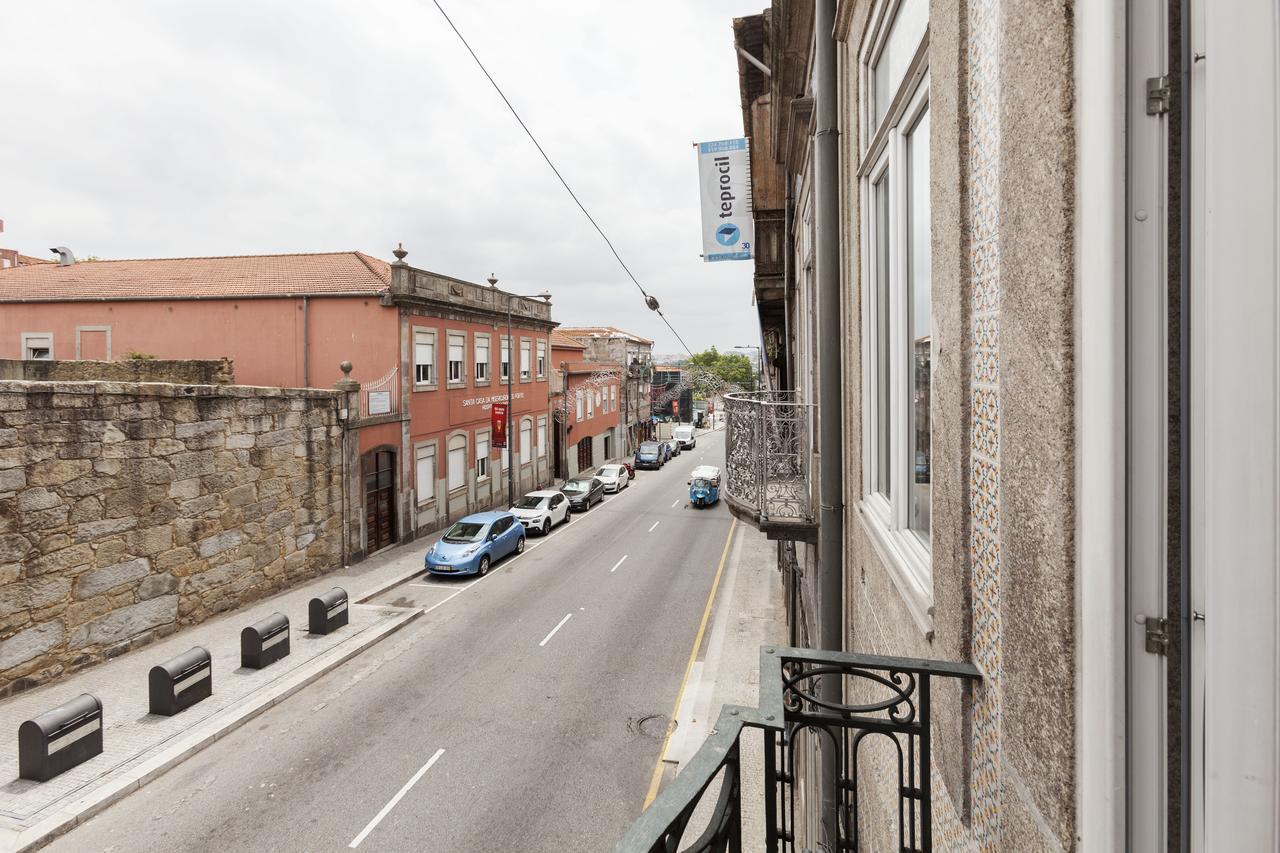 Go2Oporto - Fontainhas Apartments Bagian luar foto